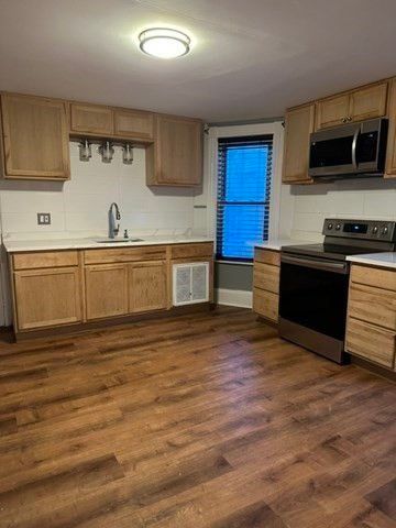 31 Allen St 2, Brockton, MA 02301