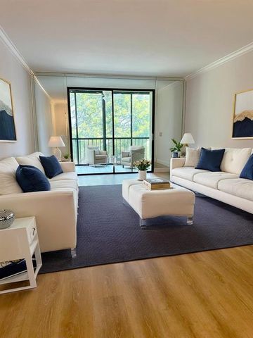 6241 Pointe Regal Circle 402, Delray Beach, FL 33484