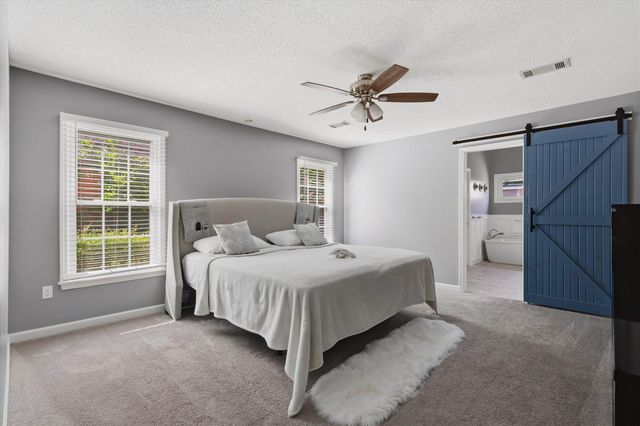 7574 DEXTER HILLS DR, Memphis, TN 38016