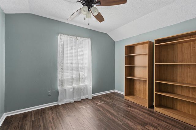 7574 DEXTER HILLS DR, Memphis, TN 38016