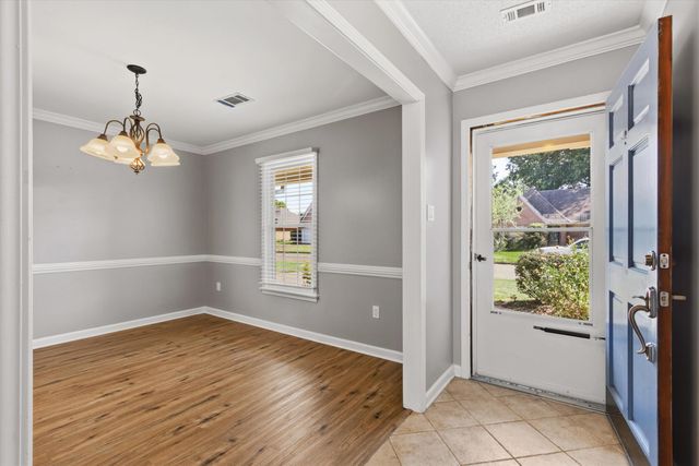 7574 DEXTER HILLS DR, Memphis, TN 38016