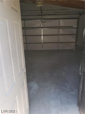 4231 White Sands Avenue, Las Vegas, NV 89121