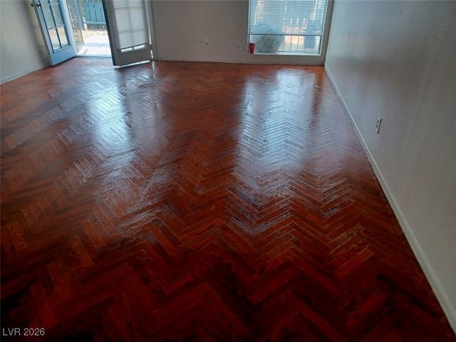 4231 White Sands Avenue, Las Vegas, NV 89121