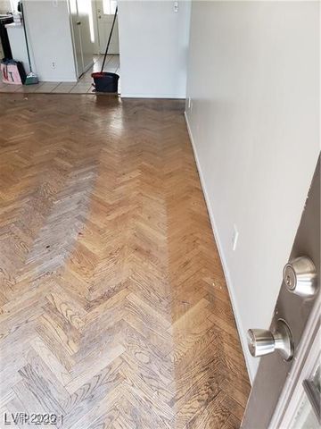 4231 White Sands Avenue, Las Vegas, NV 89121