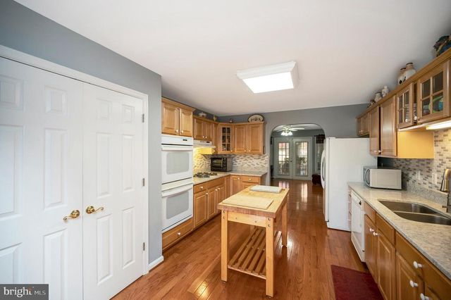 219 CORNWALLIS AVE, Locust Grove, VA 22508