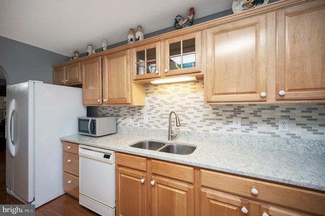 219 CORNWALLIS AVE, Locust Grove, VA 22508