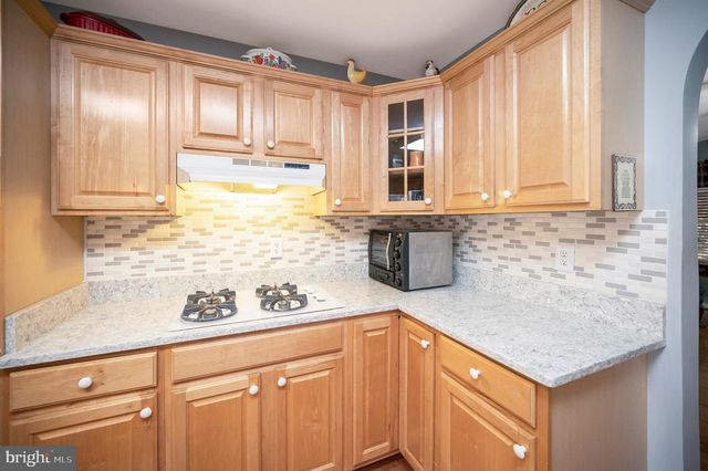 219 CORNWALLIS AVE, Locust Grove, VA 22508