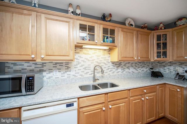 219 CORNWALLIS AVE, Locust Grove, VA 22508