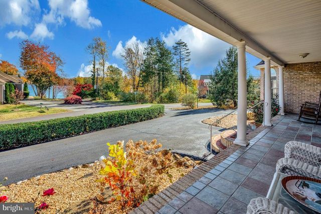 219 CORNWALLIS AVE, Locust Grove, VA 22508