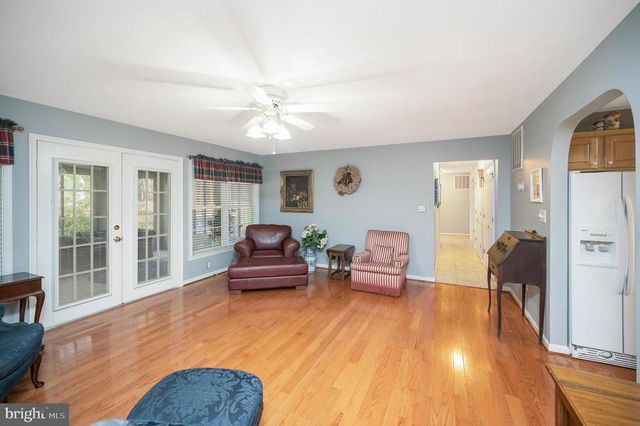 219 CORNWALLIS AVE, Locust Grove, VA 22508