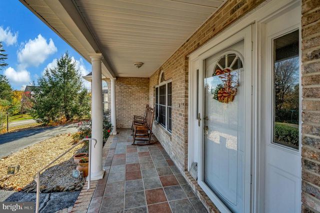 219 CORNWALLIS AVE, Locust Grove, VA 22508