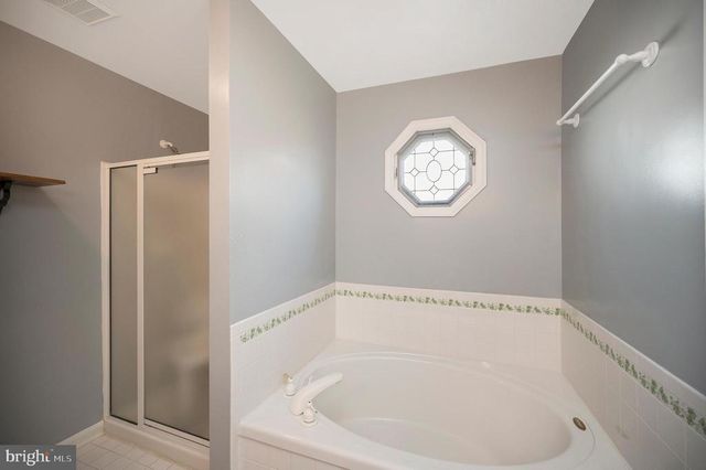 219 CORNWALLIS AVE, Locust Grove, VA 22508