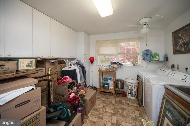 219 CORNWALLIS AVE, Locust Grove, VA 22508