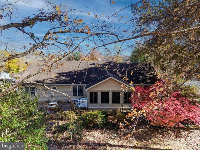 219 CORNWALLIS AVE, Locust Grove, VA 22508