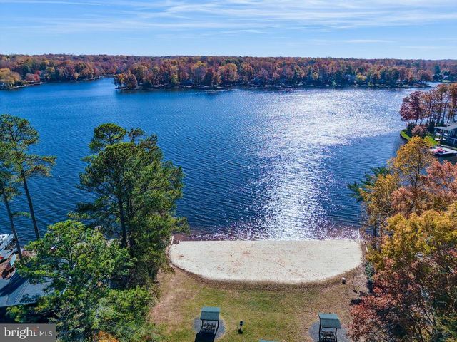 219 CORNWALLIS AVE, Locust Grove, VA 22508