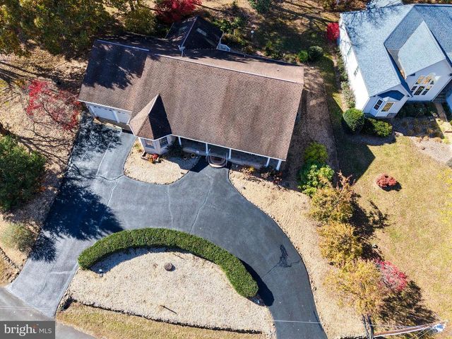 219 CORNWALLIS AVE, Locust Grove, VA 22508