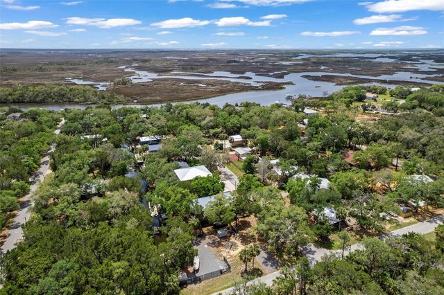 6779 S PINEBRANCH POINT, Homosassa, FL 34448