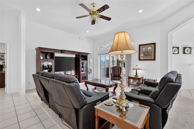 5049 ST ANDREWS ARCADE, Leesburg, FL 34748