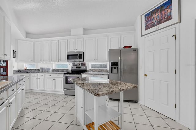 5049 ST ANDREWS ARCADE, Leesburg, FL 34748