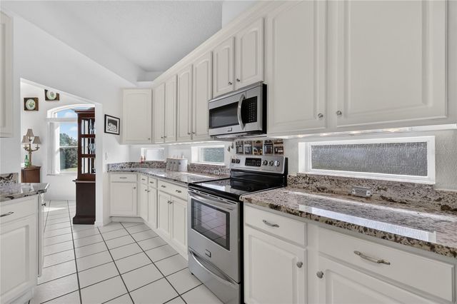 5049 ST ANDREWS ARCADE, Leesburg, FL 34748