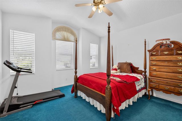5049 ST ANDREWS ARCADE, Leesburg, FL 34748