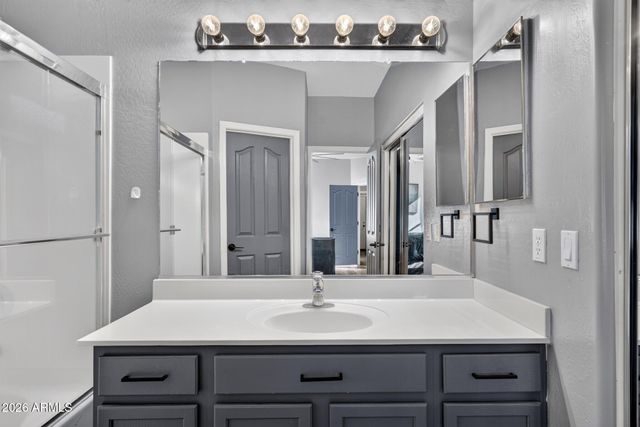 16977 W MANCHESTER Drive, Surprise, AZ 85374