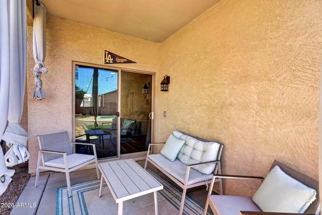16977 W MANCHESTER Drive, Surprise, AZ 85374