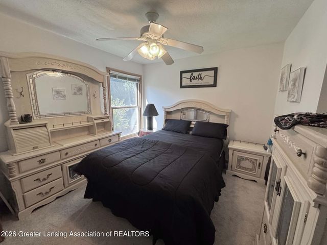 2721 Hydra Drive, Lansing, MI 48911