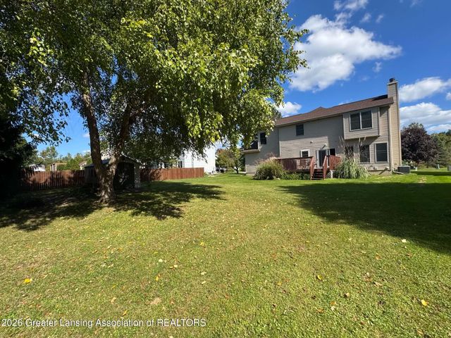 2721 Hydra Drive, Lansing, MI 48911