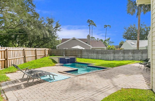 522 Goldenwood Way, Wellington, FL 33414
