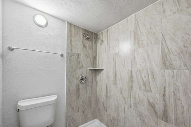 4859 Cedar Springs Road 136, Dallas, TX 75219