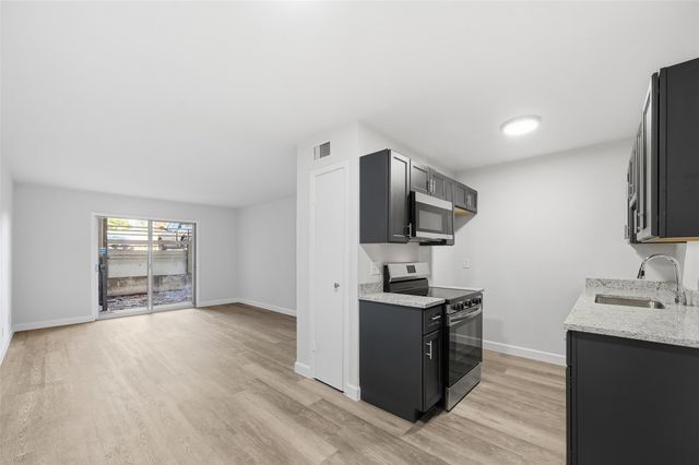 4859 Cedar Springs Road 136, Dallas, TX 75219