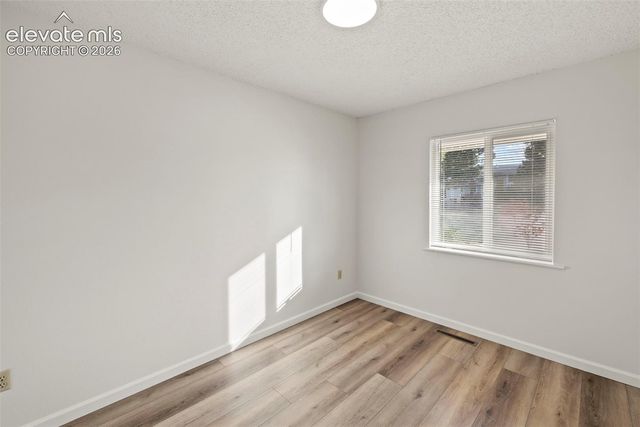 2135 Jet Wing Drive, Colorado Springs, CO 80916