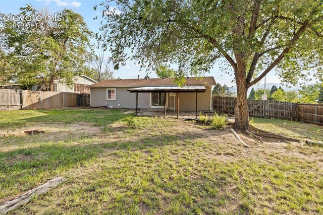 2135 Jet Wing Drive, Colorado Springs, CO 80916