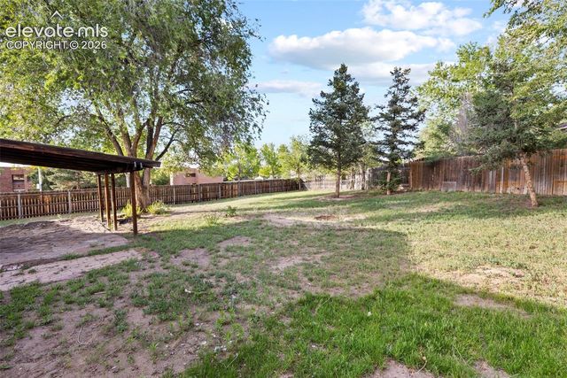 2135 Jet Wing Drive, Colorado Springs, CO 80916