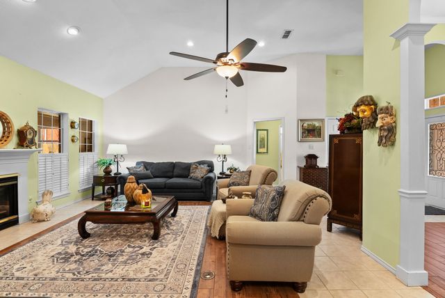 178 CR 2610, Mineola, TX 75773