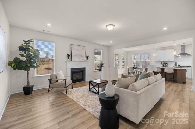 7059 Cloer Court, Charlotte, NC 28214