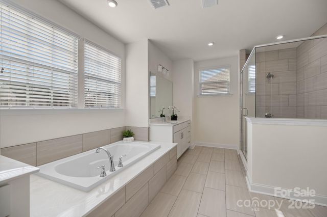 7059 Cloer Court, Charlotte, NC 28214