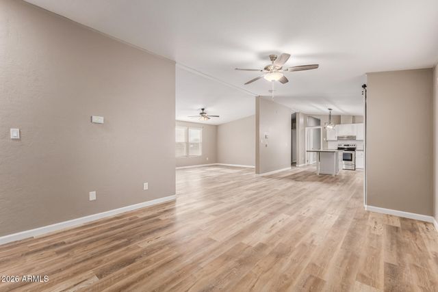 6994 W WARREN Drive, Casa Grande, AZ 85194