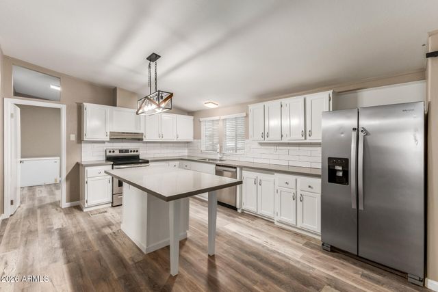 6994 W WARREN Drive, Casa Grande, AZ 85194