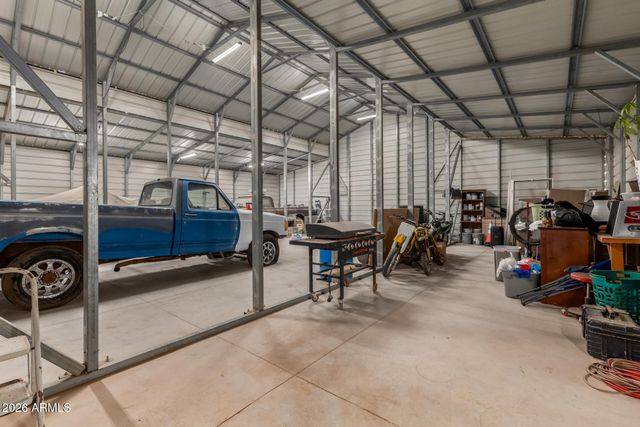 6994 W WARREN Drive, Casa Grande, AZ 85194