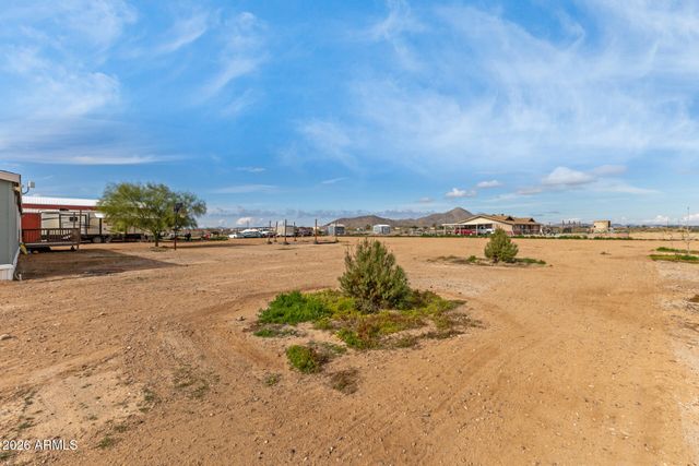 6994 W WARREN Drive, Casa Grande, AZ 85194
