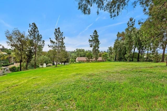 2834 Hutchison Street, Vista, CA 92084