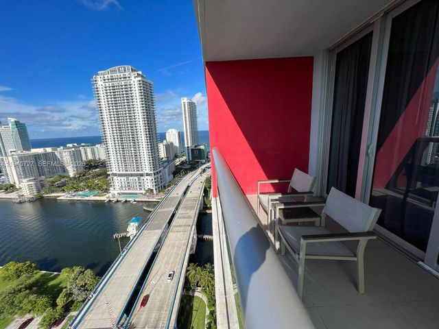 2602 E Hallandale Beach Blvd R2810, Hallandale Beach, FL 33009