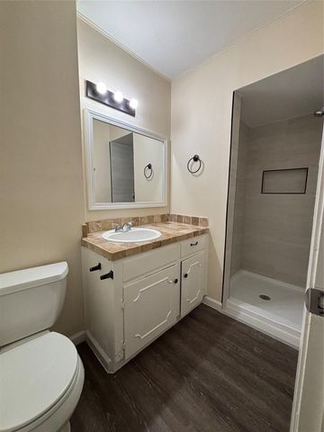 10422 Winding Trail Road, La Porte, TX 77571