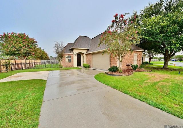 10409 Springtree Ave, Baton Rouge, LA 70810
