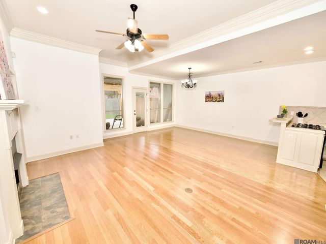 10409 Springtree Ave, Baton Rouge, LA 70810