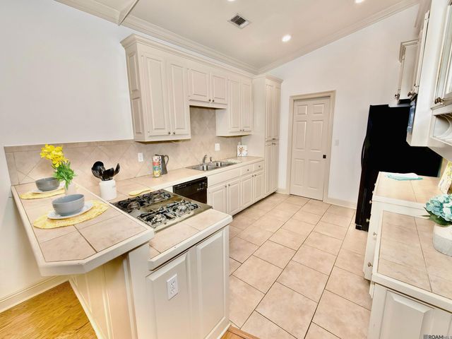 10409 Springtree Ave, Baton Rouge, LA 70810