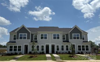 4728 Lakeview Road N 14, Charlotte, NC 28216