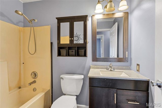 2230 Columbus Circle, Warrenton, MO 63383